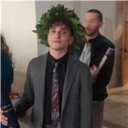 Laureando impartisce ripetizioni di inglese per studenti di scuola primaria e secondaria di primo e secondo grado